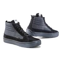 TCX STREET 3 TEX WATERPROOF BOOTS BLACK GREY