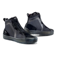 TCX IKASU WATERPROOF BOOTS BLACK/ REFLEX