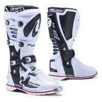 FORMA PREDATOR 2.0 BOOT WHITE 