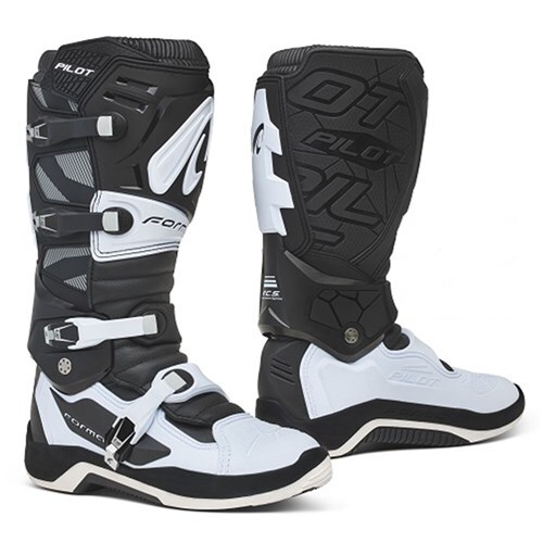 FORMA PILOT BOOT BLACK WHITE 39