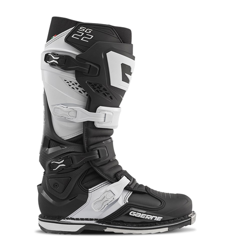 GAERNE SG-22 BOOT BLACK WHITE 47
